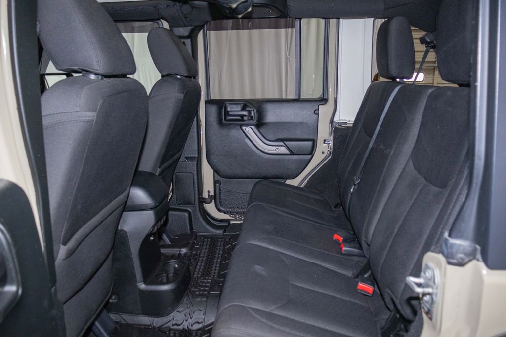 Used 2018 Jeep Wrangler Unlimited Sport S image 12