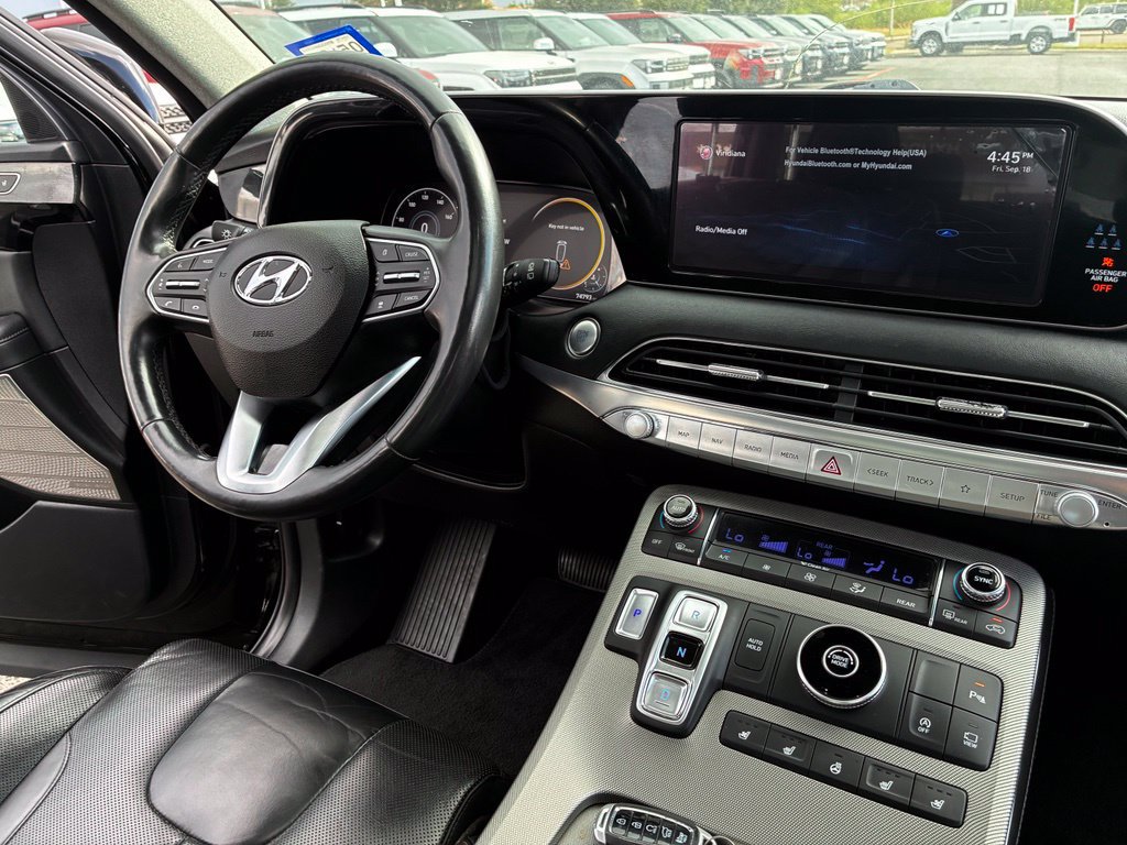 Used 2022 Hyundai Palisade Limited FWD image 17