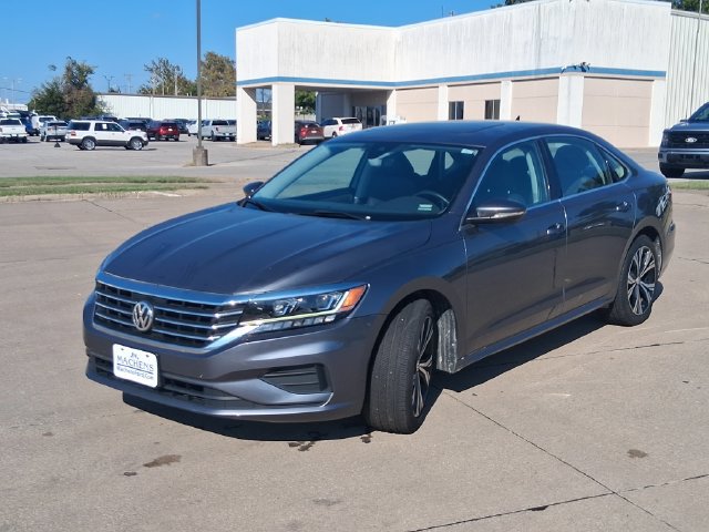 Used 2021 Volkswagen Passat 2.0T SE