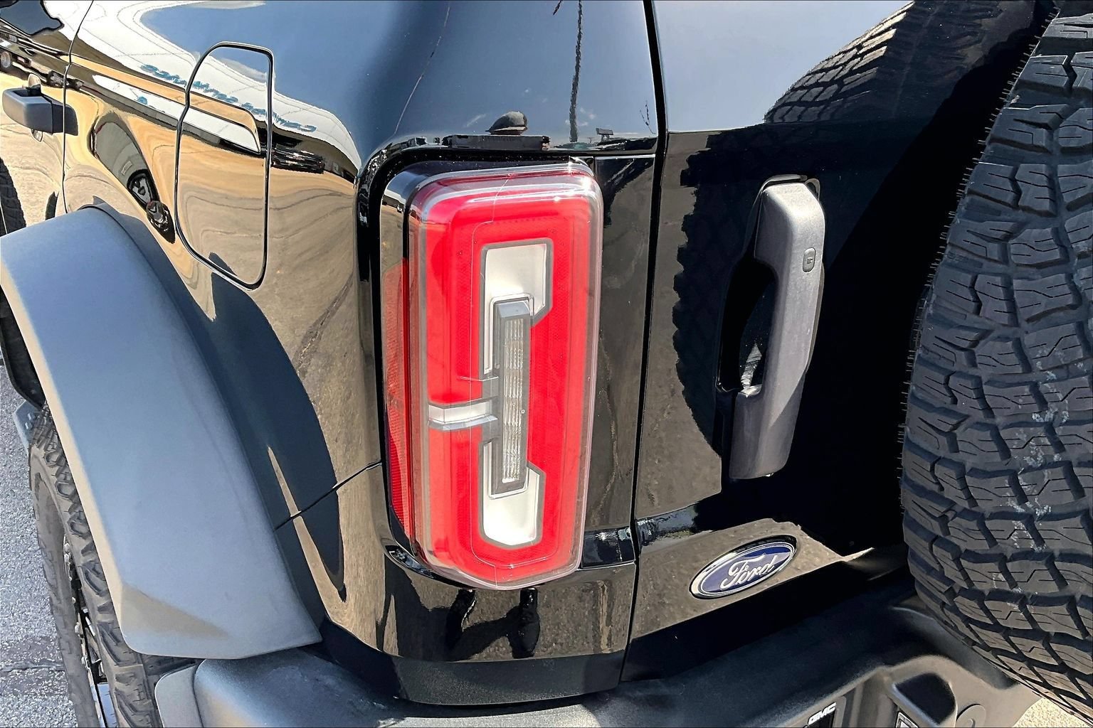 Used 2024 Ford Bronco Wildtrak AWD/4WD image 31