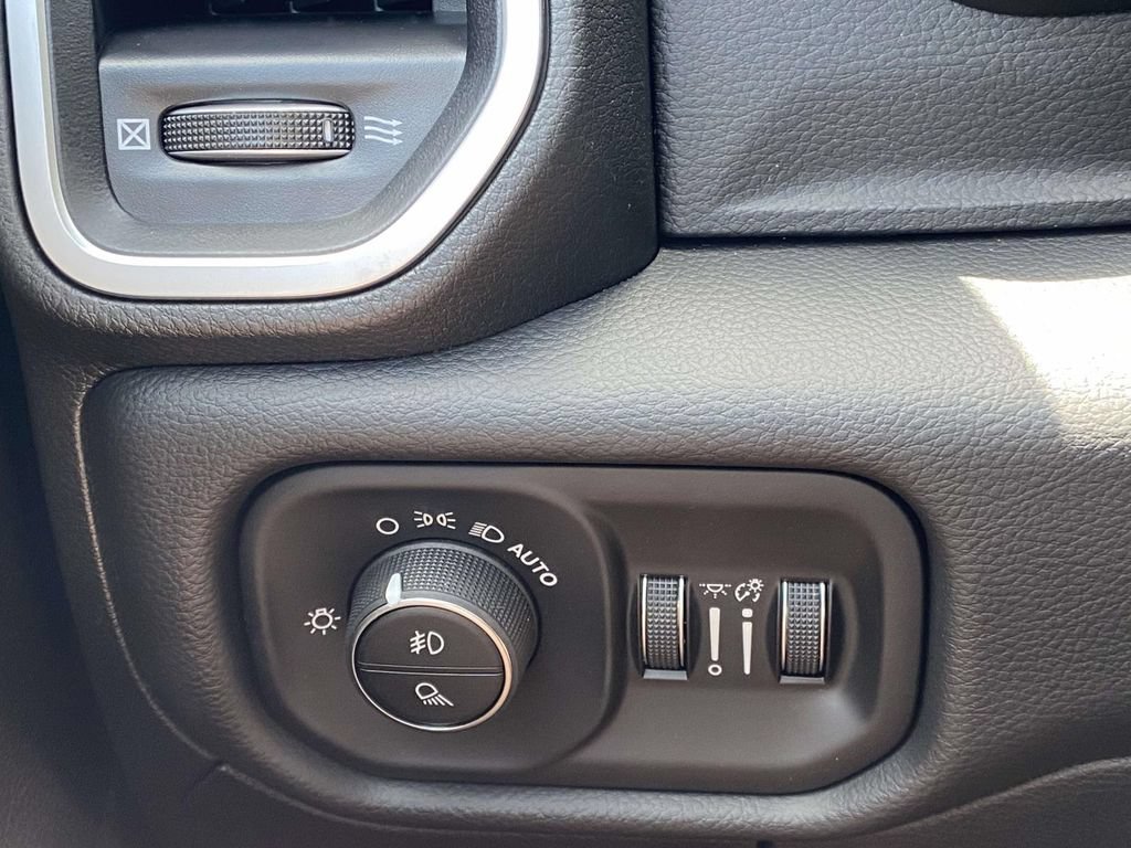 New 2026 RAM 1500 Big Horn AWD/4WD image 31