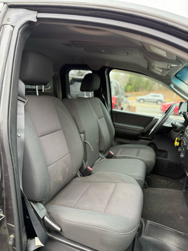 Used 2008 Nissan Titan XE image 11