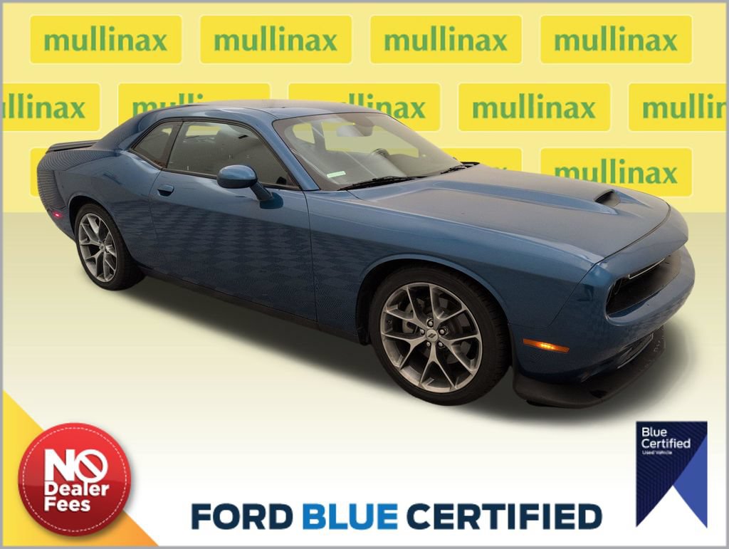 Used 2023 Dodge Challenger GT RWD image 1