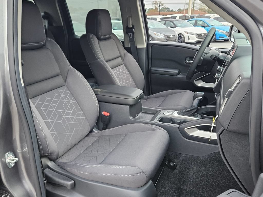 New 2026 Nissan Frontier SV w/ All-Weather Content Package AWD/4WD image 13
