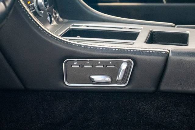 Used 2012 Aston Martin Virage Coupe RWD image 26