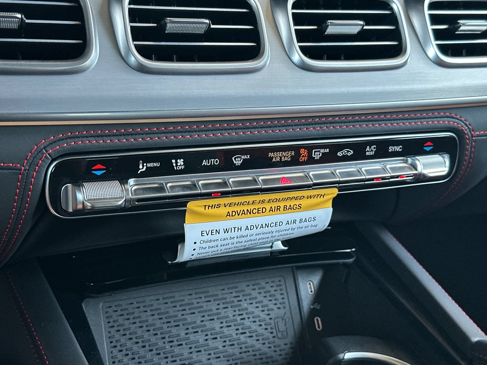 New 2026 Mercedes-Benz GLE 53 AMG 4MATIC Coupe image 23