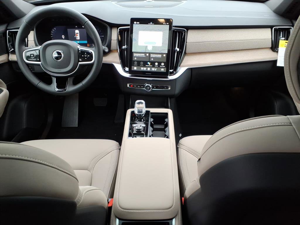 New 2026 Volvo XC90 T8 Plus w/ Protection Package Premier image 12