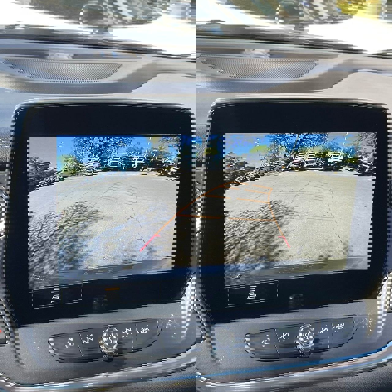 Used 2025 Chevrolet Blazer LT image 18