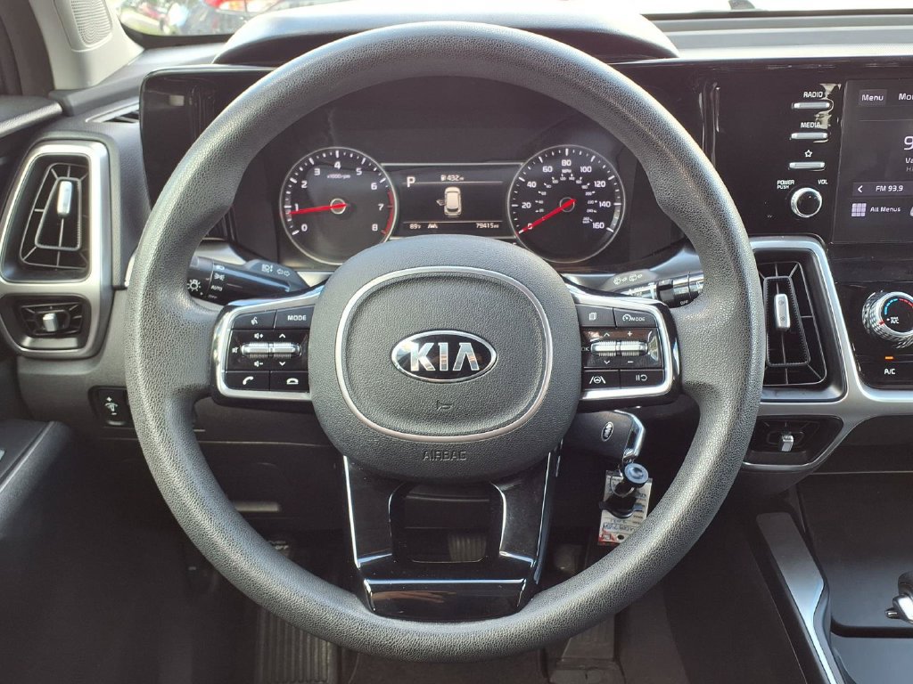 Used 2021 Kia Sorento LX FWD image 30