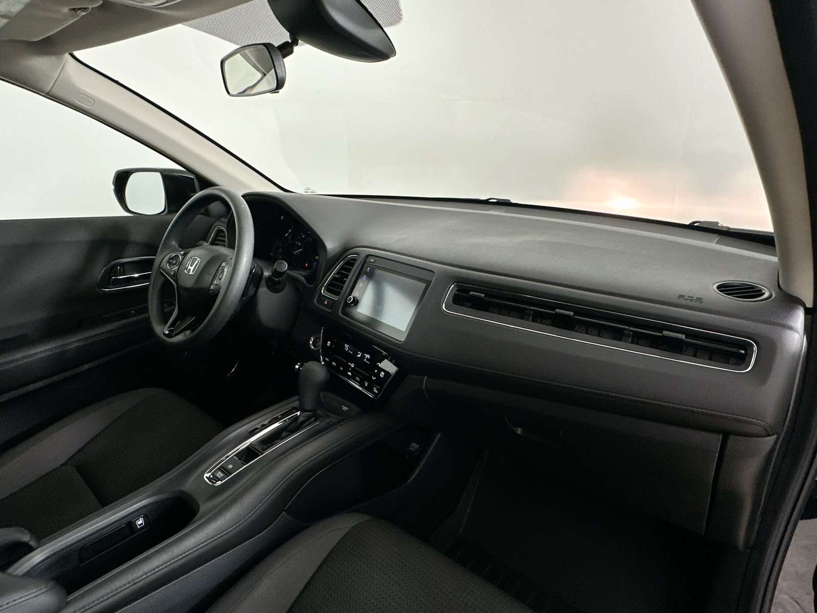 Used 2022 Honda HR-V EX image 47
