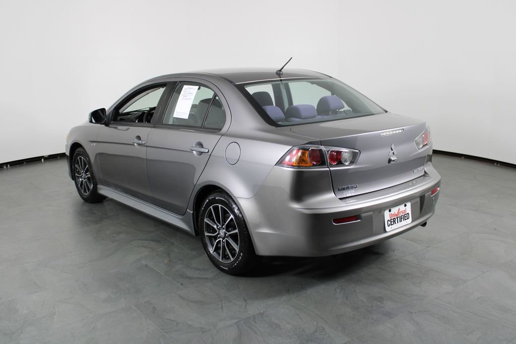 Used 2017 Mitsubishi Lancer ES image 3