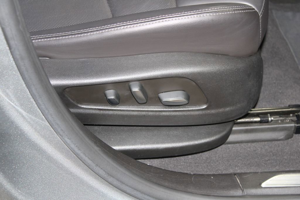 Used 2023 Cadillac XT5 Premium Luxury image 26