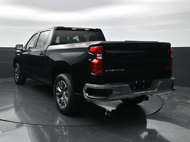 Used 2024 Chevrolet Silverado 1500 LT AWD/4WD image 8