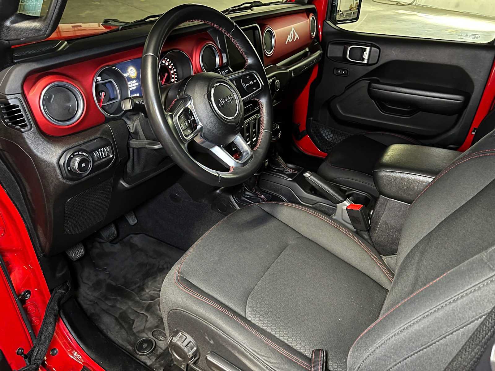 Used 2018 Jeep Wrangler Rubicon AWD/4WD image 20