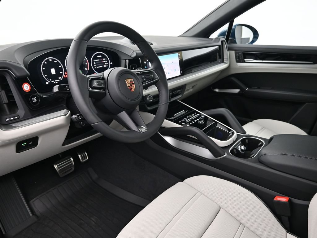 New 2026 Porsche Cayenne S image 4