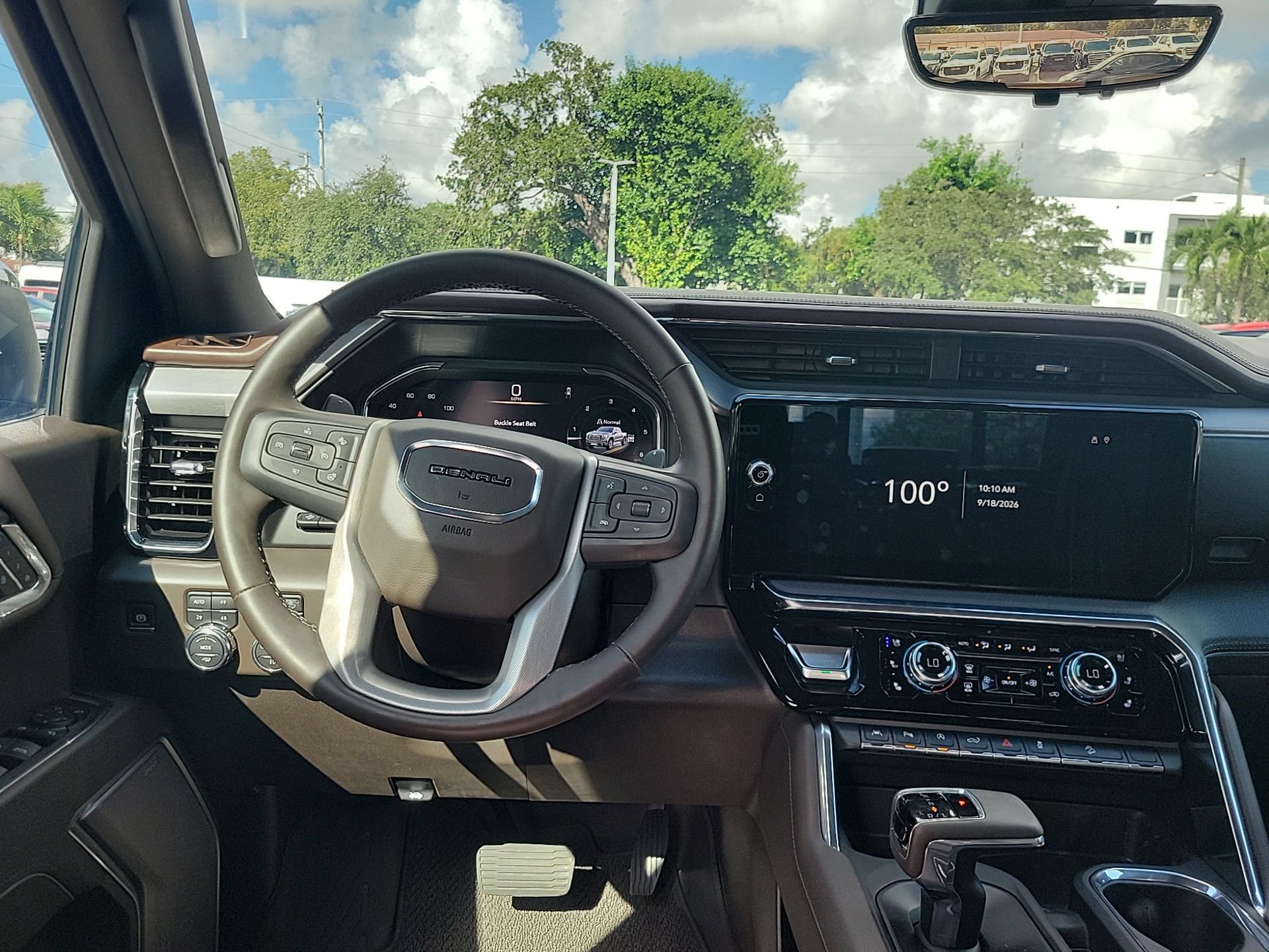 Used 2025 GMC Sierra 1500 Denali w/ Denali Reserve Package AWD/4WD image 16