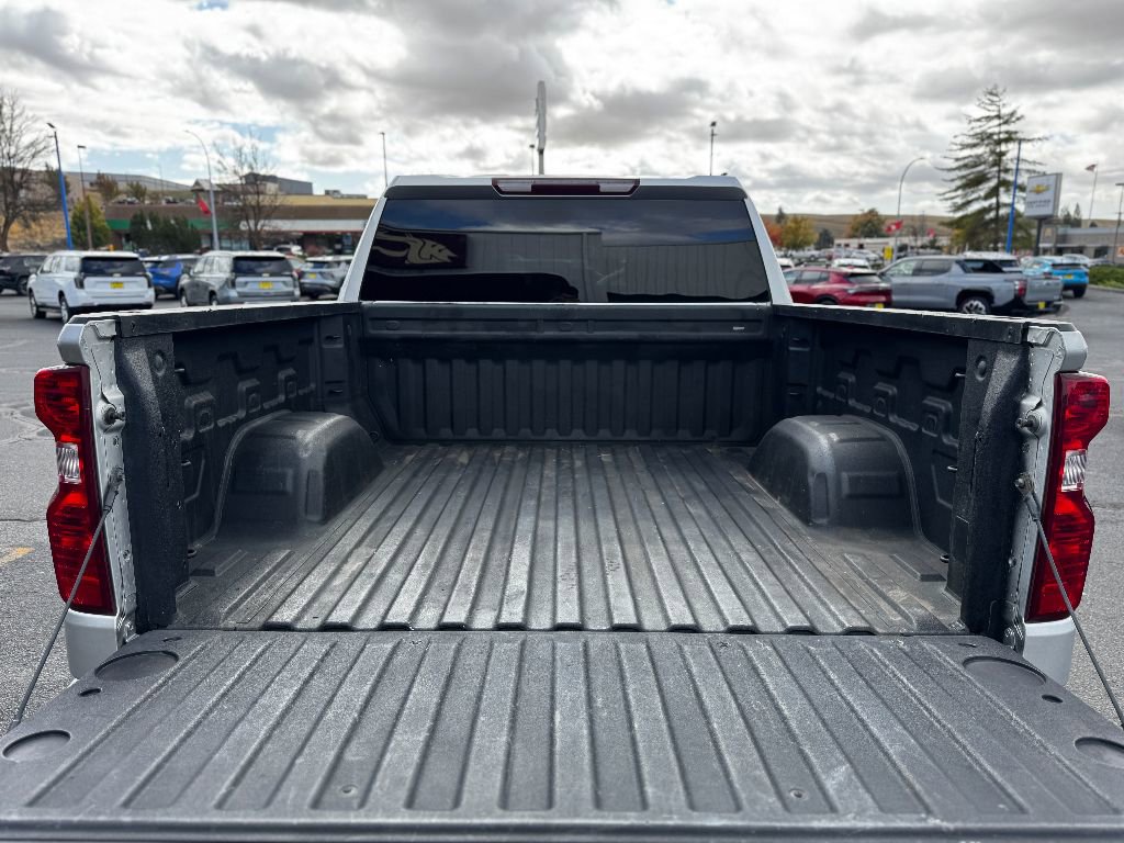 Used 2021 Chevrolet Silverado 1500 LT image 20