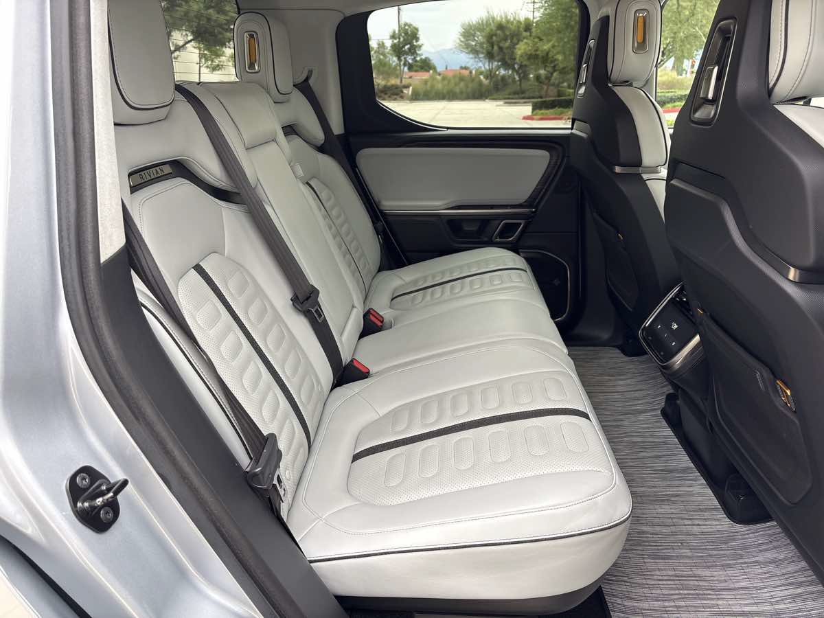 Used 2023 Rivian R1T Launch Edition AWD/4WD image 15