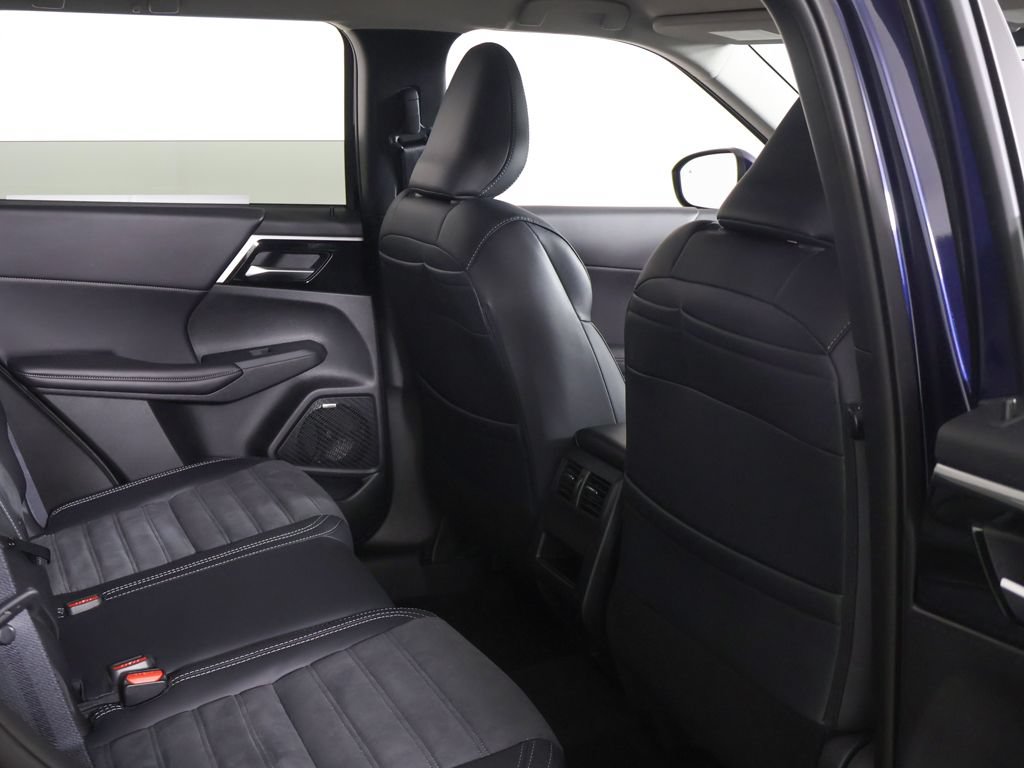 New 2026 Mitsubishi Outlander SE FWD image 30