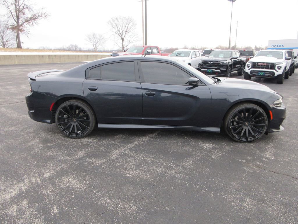 Used 2019 Dodge Charger GT image 6