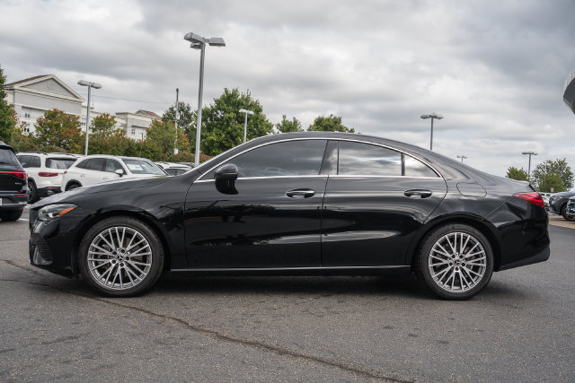 Used 2025 Mercedes-Benz CLA 250 4MATIC image 4