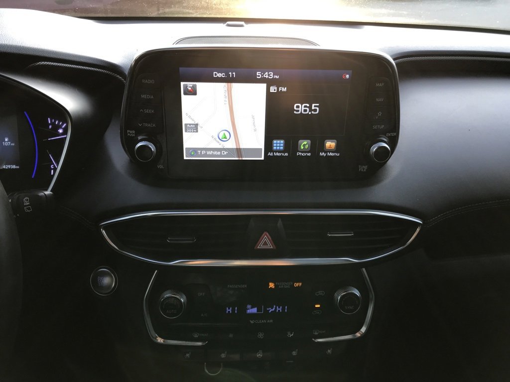 Used 2020 Hyundai Santa Fe Limited w/ Cargo Package image 13