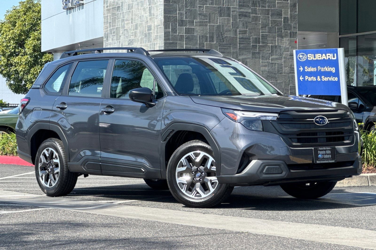 New 2026 Subaru Forester AWD/4WD image 2