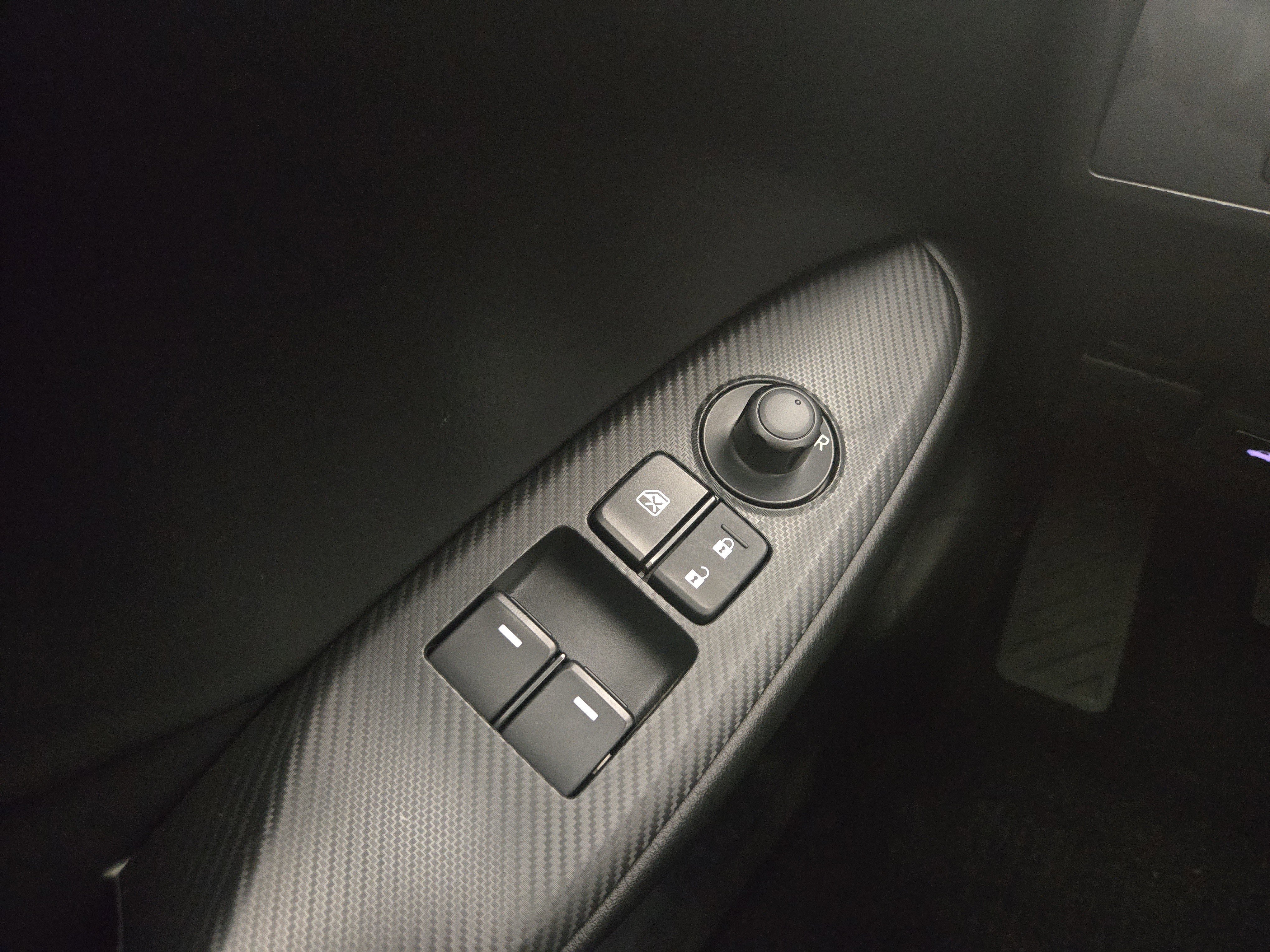 Used 2022 MAZDA MX-5 Miata Club w/ Weather Package image 27