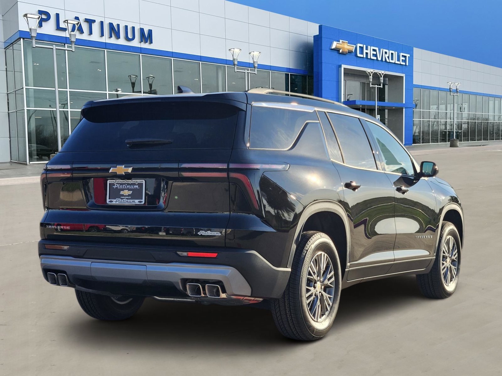 New 2027 Chevrolet Traverse LT FWD image 5