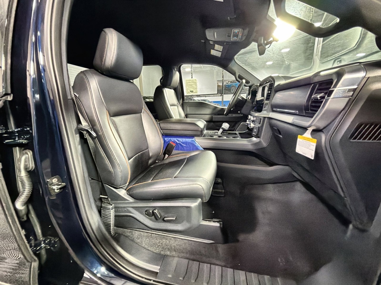 New 2026 Ford F150 Lariat w/ Equipment Group 501A Mid image 28