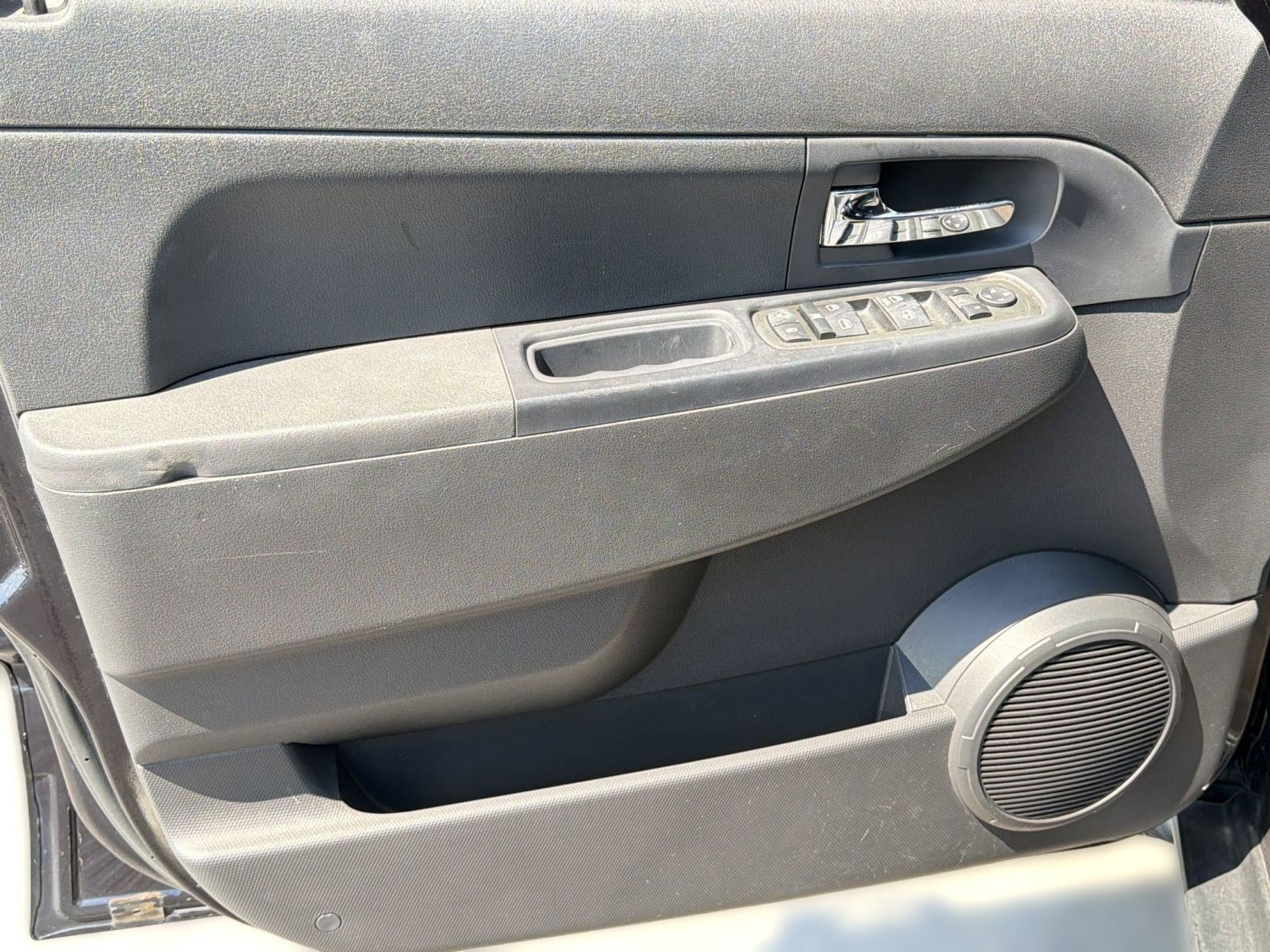 Used 2011 Jeep Liberty Sport image 12