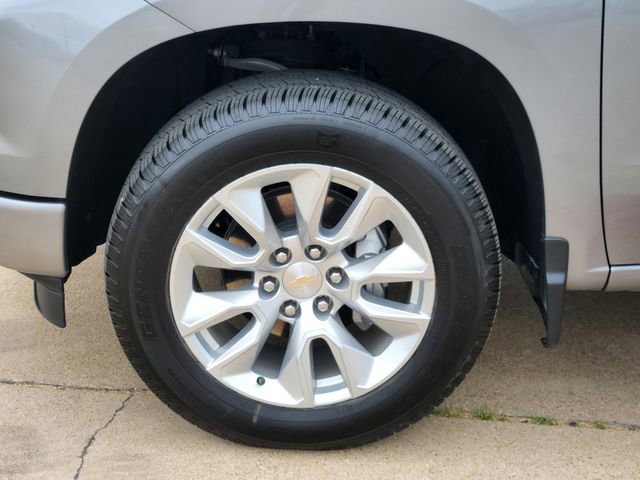 Used 2024 Chevrolet Silverado 1500 Custom image 9