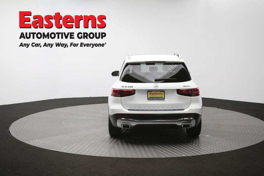 Used 2021 Mercedes-Benz GLB 250 4MATIC image 40