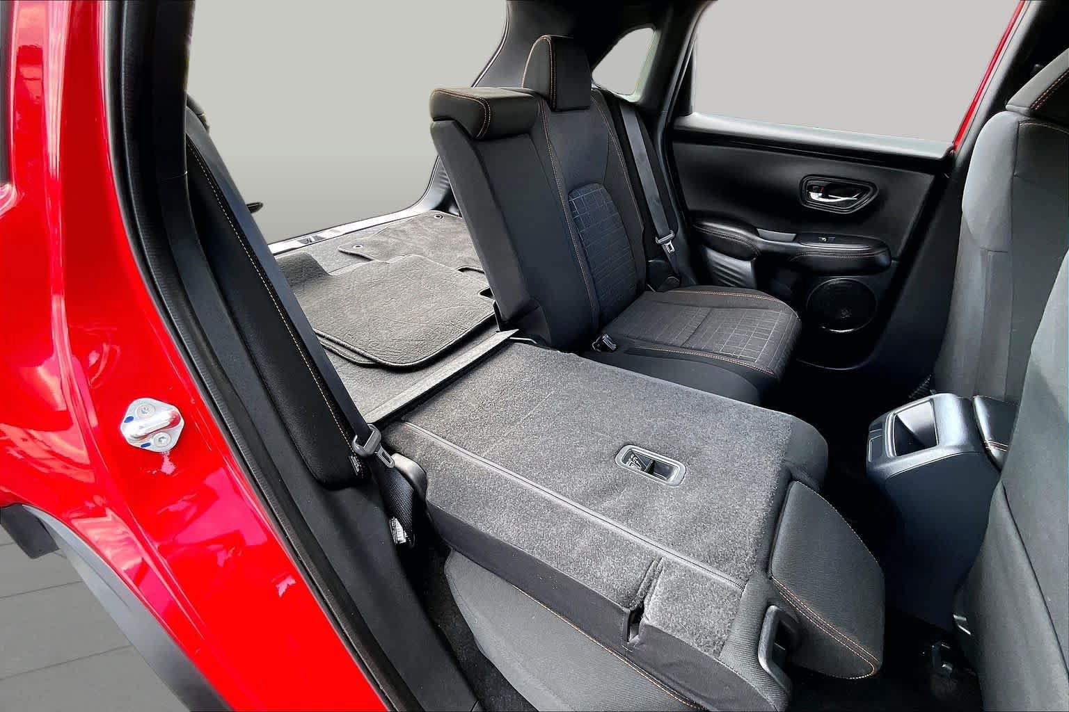 Used 2025 Honda HR-V Sport image 20