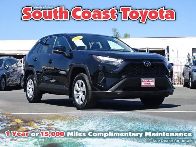 Certified 2025 Toyota RAV4 LE FWD image 1