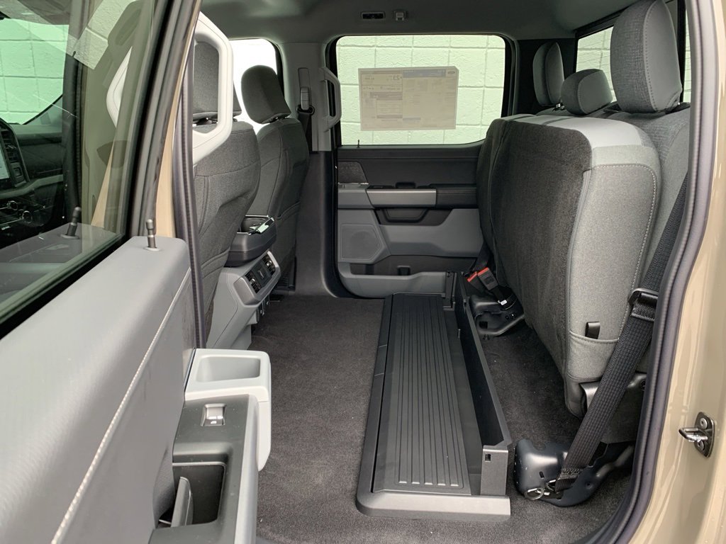 New 2025 Ford F150 XLT w/ Equipment Group 302A MID image 96