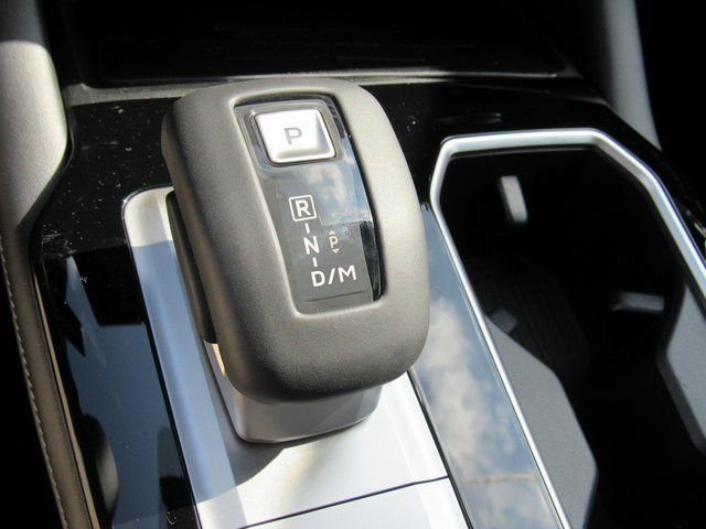 New 2025 Mitsubishi Outlander SE image 20