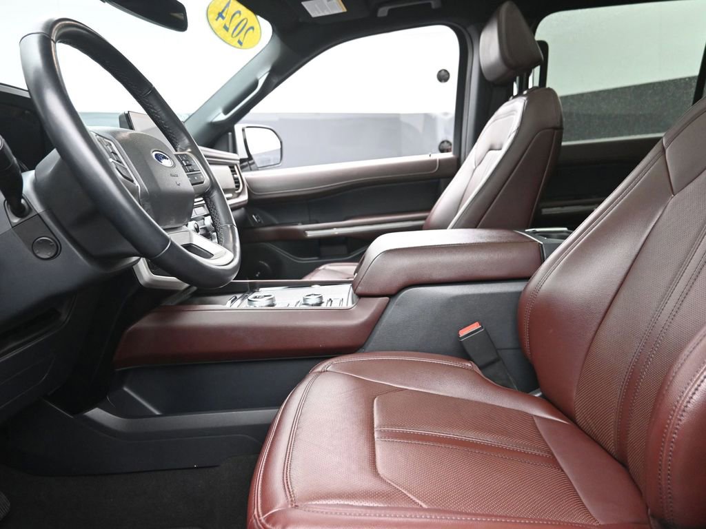Used 2024 Ford Expedition Limited image 15