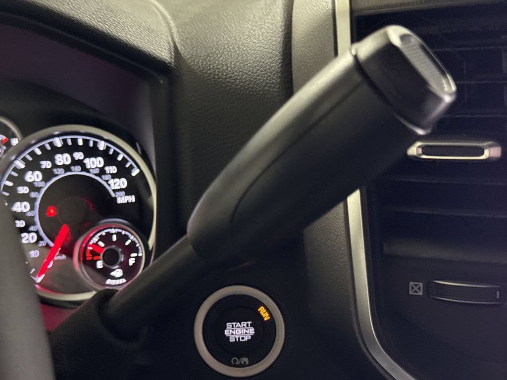 New 2026 RAM 3500 Big Horn AWD/4WD image 18