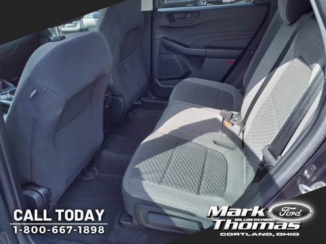 Used 2022 Ford Escape SE w/ Cold Weather Package image 7