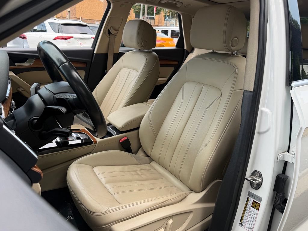 Used 2021 Audi Q5 2.0T Premium Plus AWD/4WD image 26