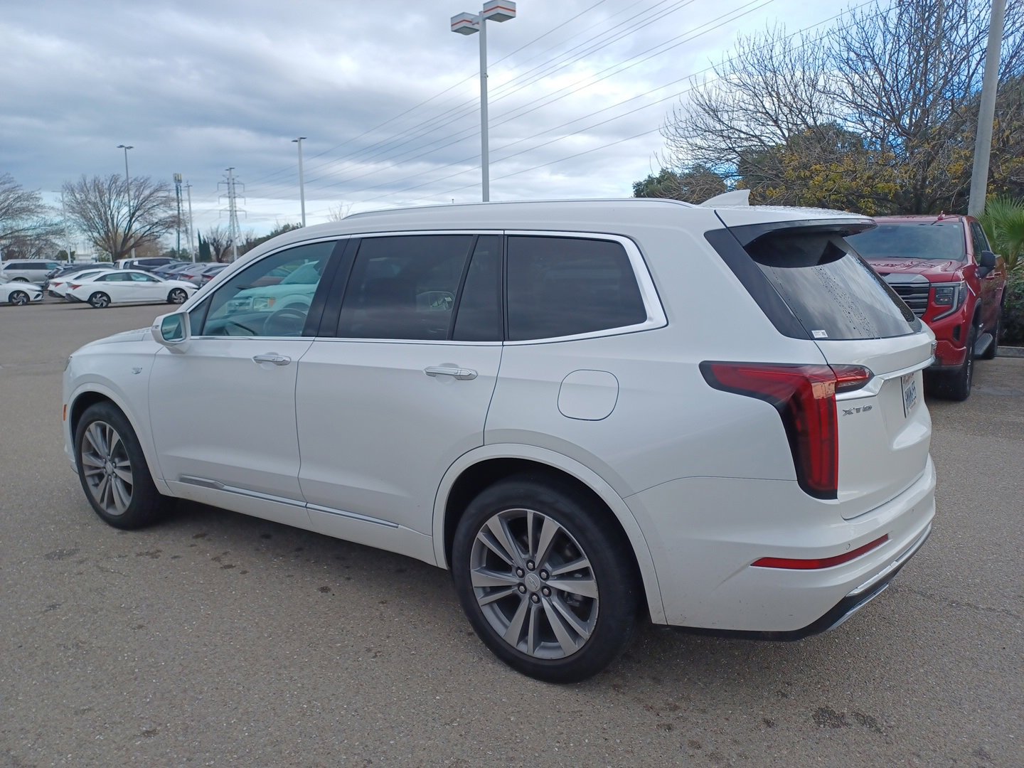 Used 2020 Cadillac XT6 Premium Luxury image 5