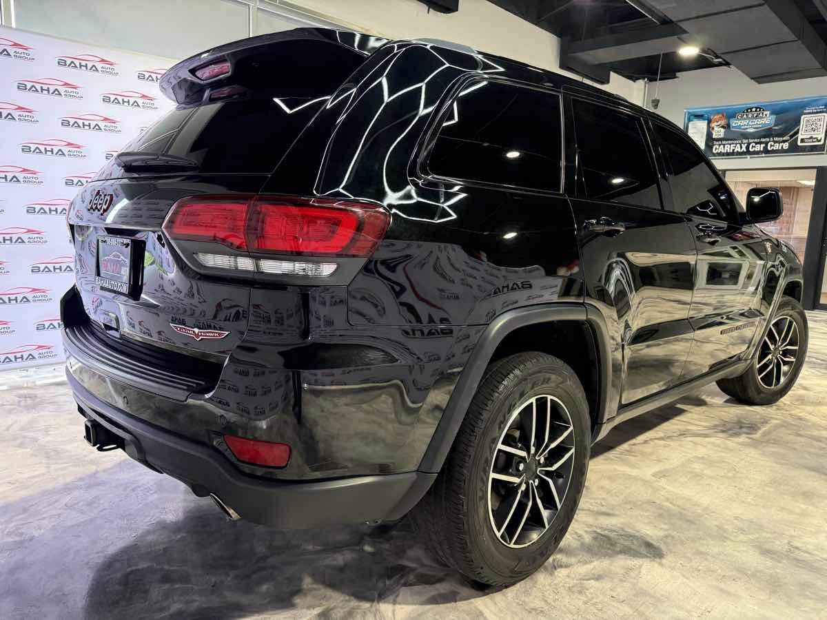 Used 2021 Jeep Grand Cherokee Trailhawk AWD/4WD image 9