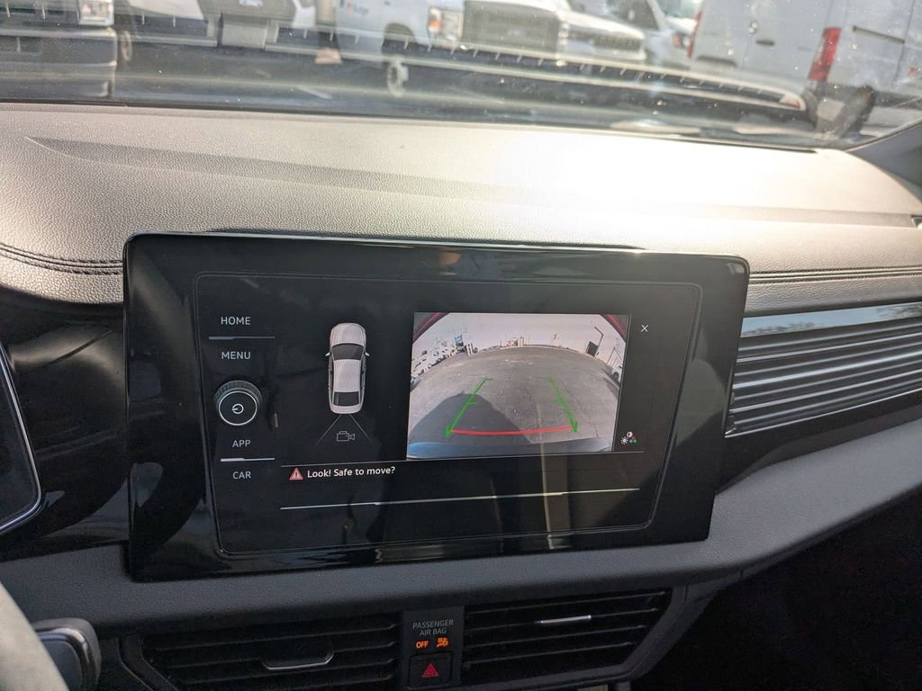 Used 2025 Volkswagen Jetta Sport image 17