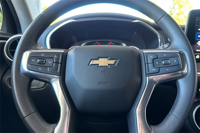 Used 2025 Chevrolet Blazer LT image 23