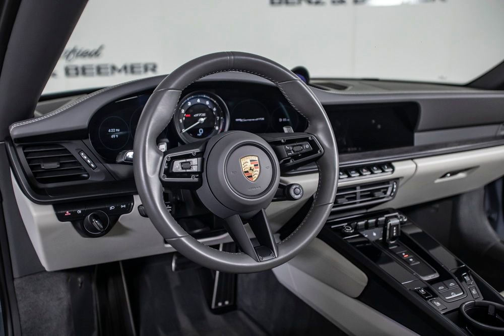 Used 2024 Porsche 911 Carrera GTS image 25