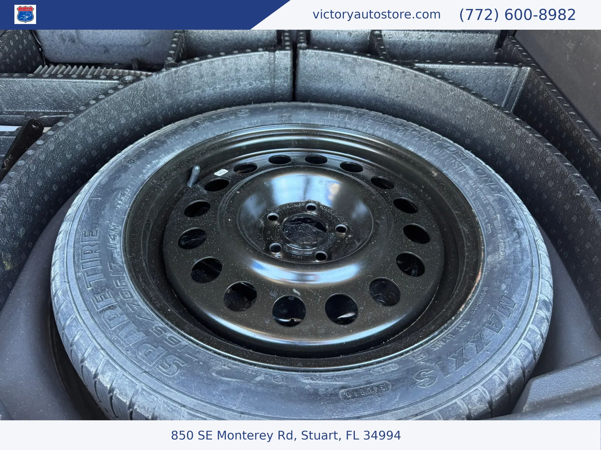Used 2016 Ford Escape Titanium w/ Equipment Group 301A AWD/4WD image 23