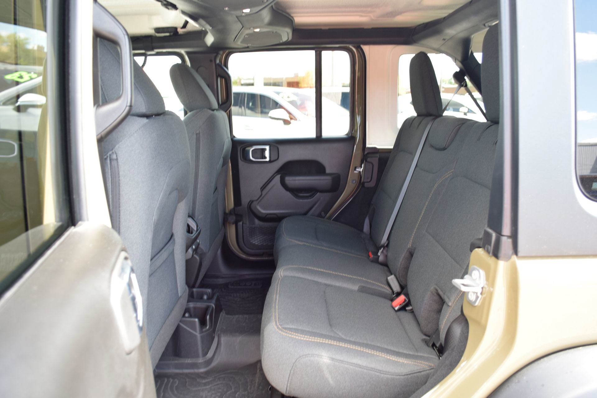 Used 2025 Jeep Wrangler Sport S AWD/4WD image 17