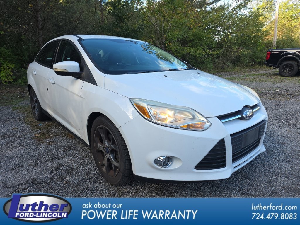 Used 2014 Ford Focus SE w/ Equipment Group 201A FWD image 1