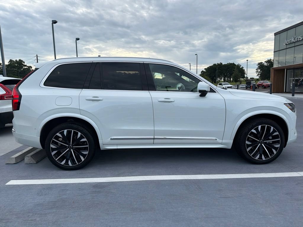 Certified 2026 Volvo XC90 B6 Plus AWD/4WD image 5